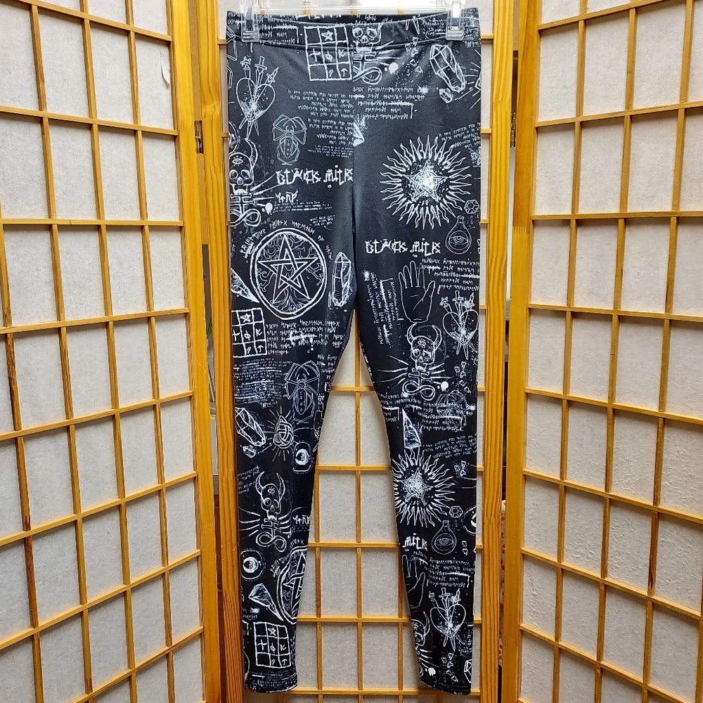 🐈‍⬛️🔮 Blackmilk Spellbound Leggings HWMF Juniors M/L Womens S/M - Picture 3 of 9